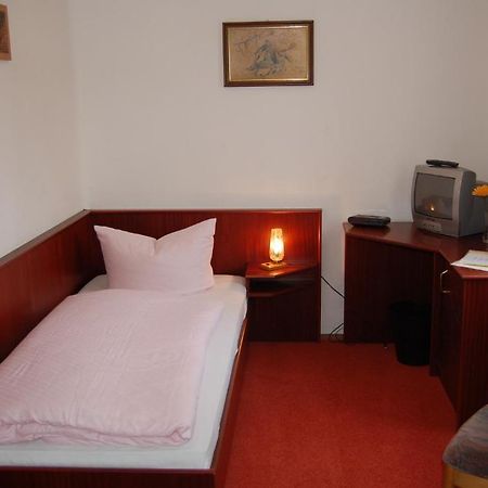 Rennstieg-Hotel Rettelbusch Kammerforst Стая снимка