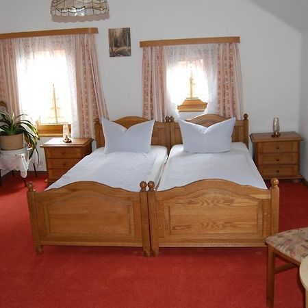 Rennstieg-Hotel Rettelbusch Kammerforst Стая снимка
