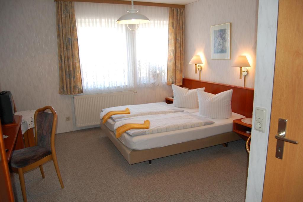 Rennstieg-Hotel Rettelbusch Kammerforst Стая снимка