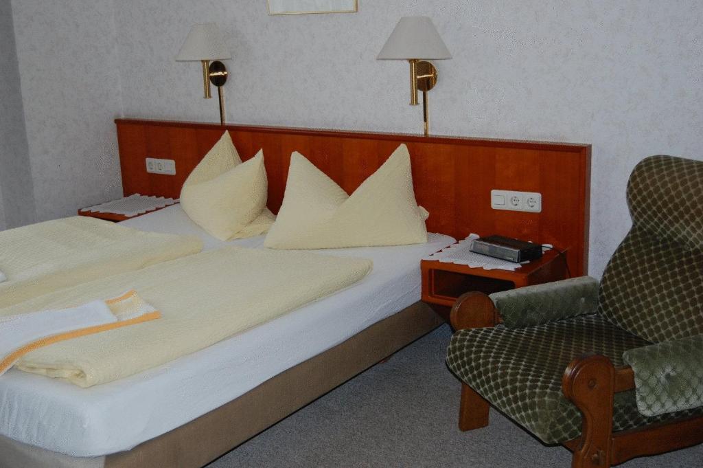 Rennstieg-Hotel Rettelbusch Kammerforst Стая снимка